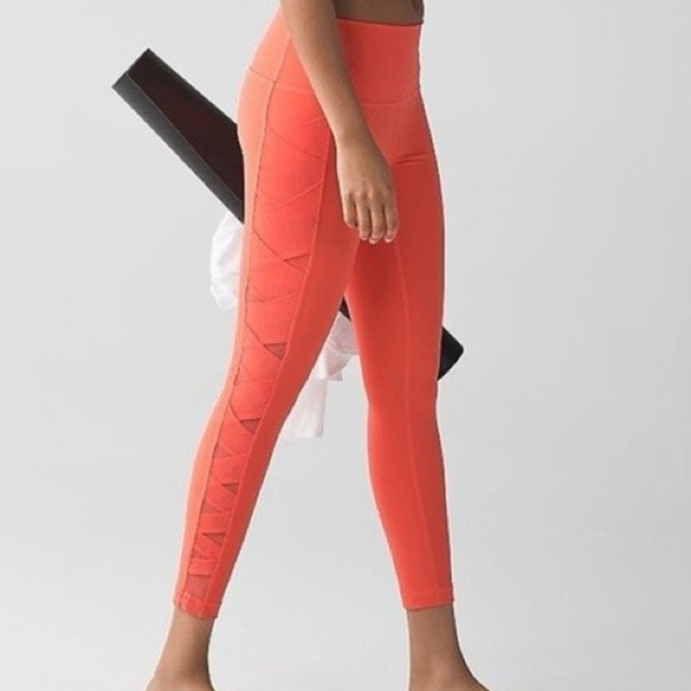 🦄 Lululemon Rise And Flow Pant Leggings